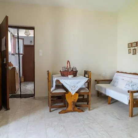 Cozy Pelion House-on The Main Road Of 公寓 *