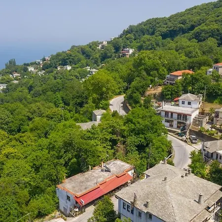 아파트 Cozy Pelion House-on The Main Road Of Mourésion