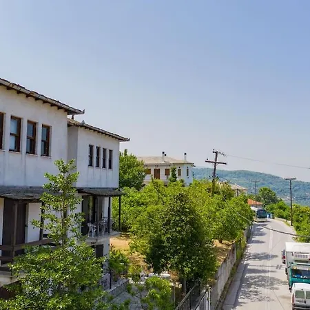 Cozy Pelion House-on The Main Road Of Mourésion